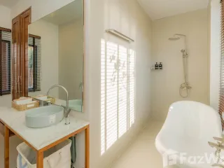 Villa en alquiler de 6 habitaciones en Thalang, Phuket