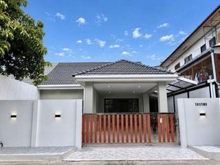 For sale 3 ベッドルーム house in Mueang Phuket, Phuket