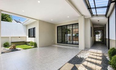 Casa en venta de 3 habitaciones en Mueang Phuket, Phuket