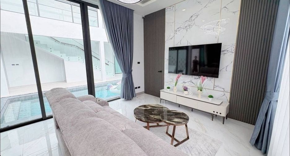 Villa en alquiler de 4 habitaciones en Mueang Phuket, Phuket