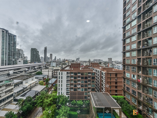 For rent 2 bedrooms condo in Khlong San, Bangkok