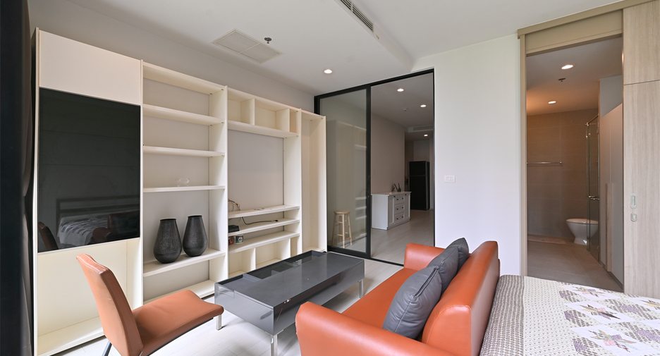 For rent 1 bed condo in Pathum Wan, Bangkok