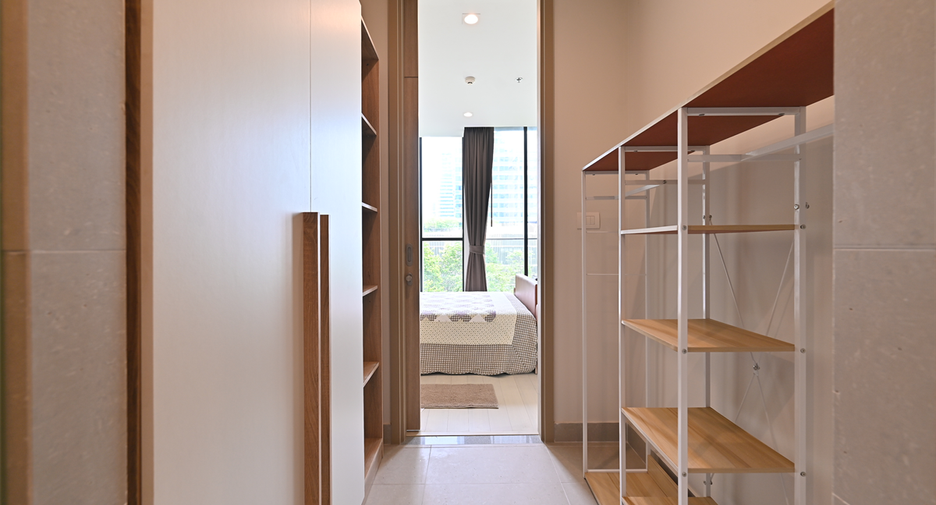 For rent 1 bed condo in Pathum Wan, Bangkok