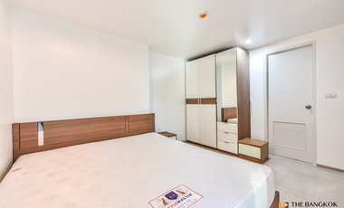 For rent 2 bedrooms condo in Sathon, Bangkok