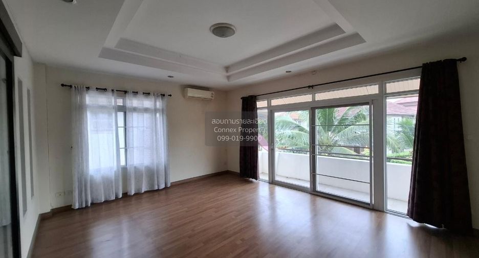 Haus zum Kauf mit 3 Zimmer in Si Racha, Chonburi