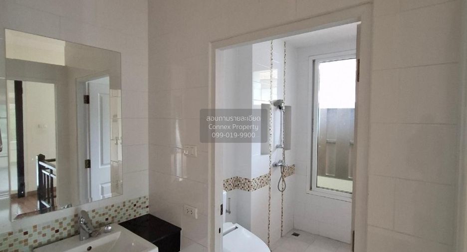 Haus zum Kauf mit 3 Zimmer in Si Racha, Chonburi