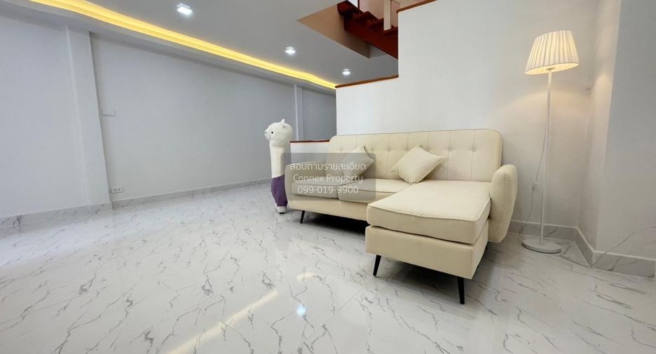 Reihenhaus zum Kauf mit 2 Zimmer in Bang Bua Thong, Nonthaburi
