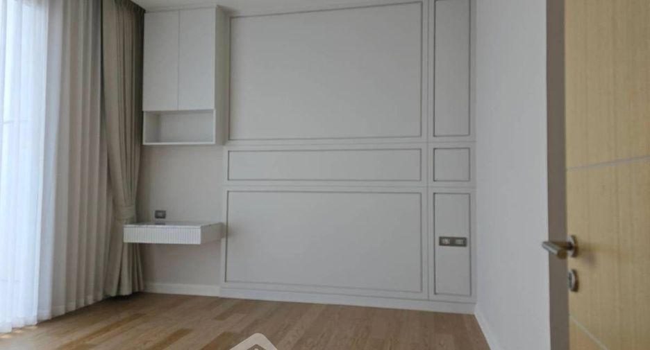 Condo en alquiler de 2 habitaciones en Khlong San, Bangkok