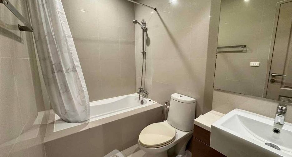 For rent 1 bed condo in Khlong Toei, Bangkok