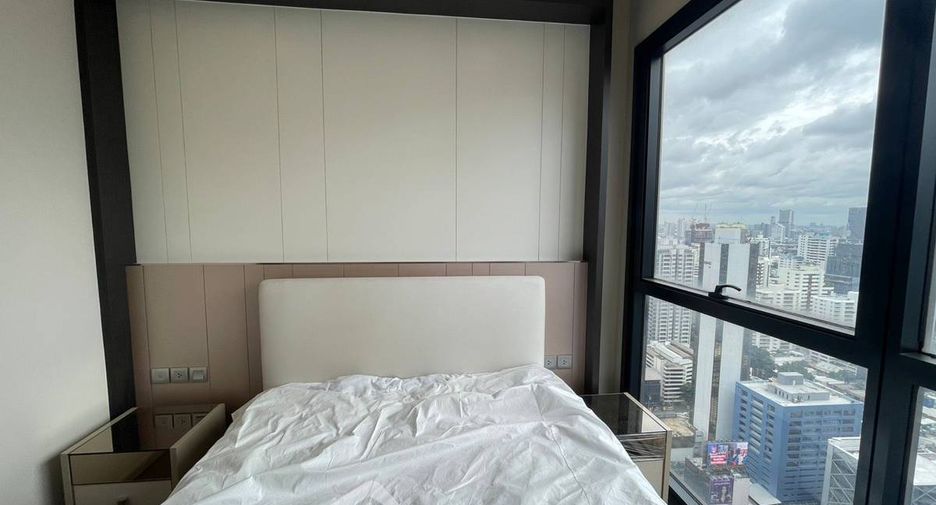 For rent 2 ベッドルーム condo in Khlong Toei, Bangkok