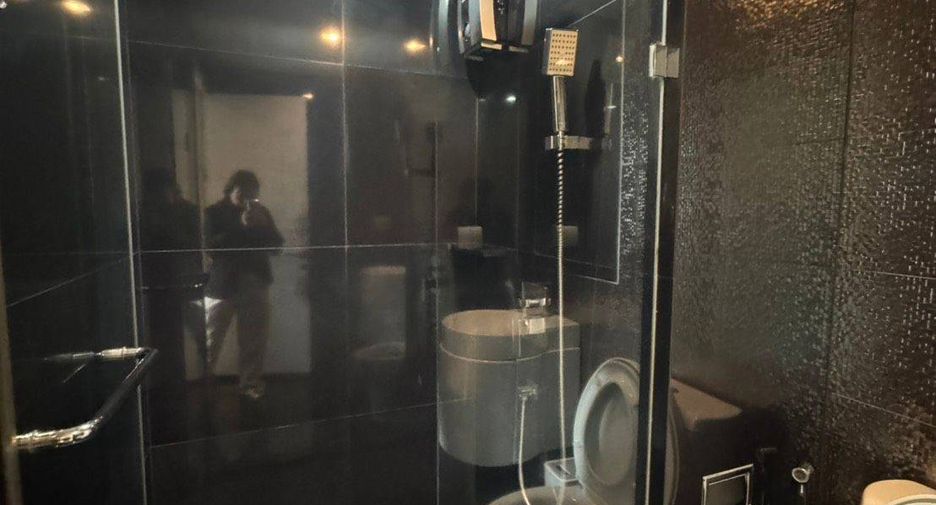 Condo en alquiler de 1 habitaciones en Khlong Toei, Bangkok