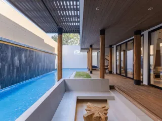 À louer 4 chambres villa à Thalang, Phuket