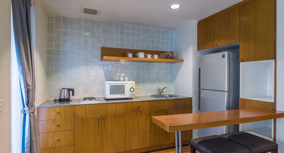 For rent studio condo in Sathon, Bangkok