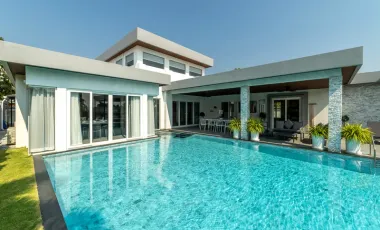 For rent 6 bedrooms villa in Bang Lamung, Chonburi