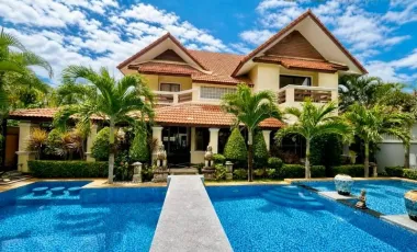 For rent 4 ベッドルーム villa in Jomtien, Pattaya