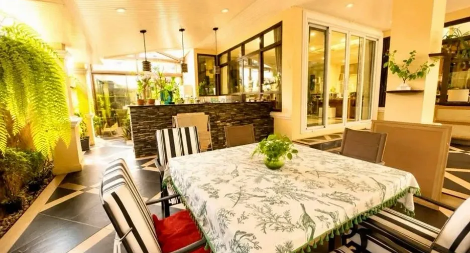 For rent 4 ベッドルーム villa in Jomtien, Pattaya