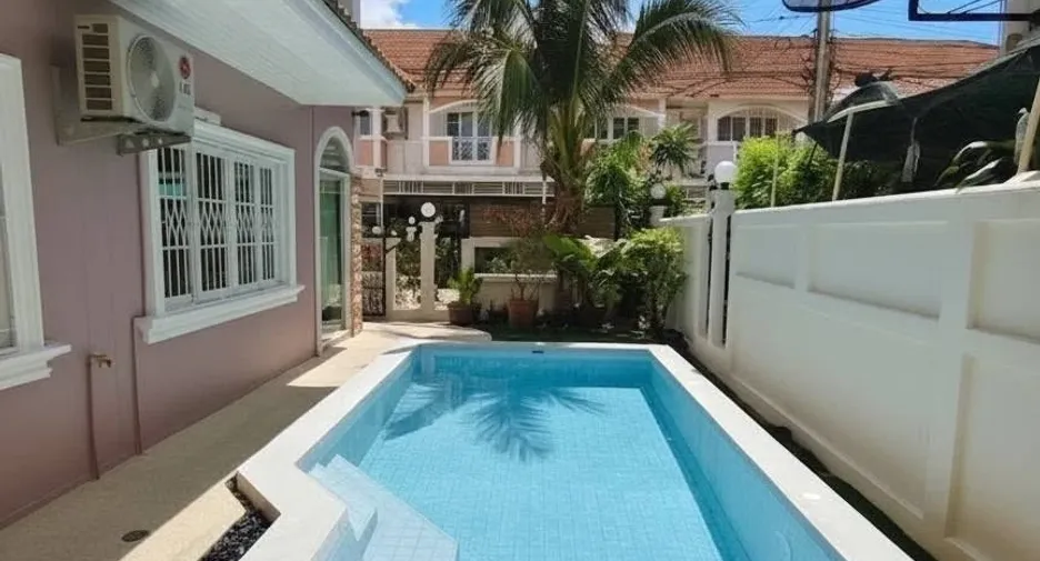 Villa zum Kauf mit 3 Zimmer in Bang Lamung, Chonburi