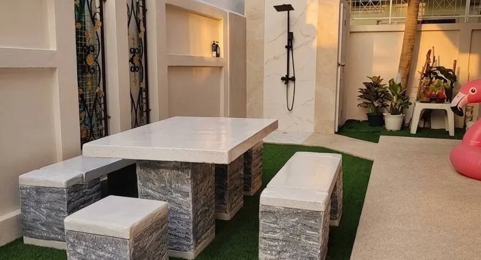 Villa zum Kauf mit 3 Zimmer in Bang Lamung, Chonburi
