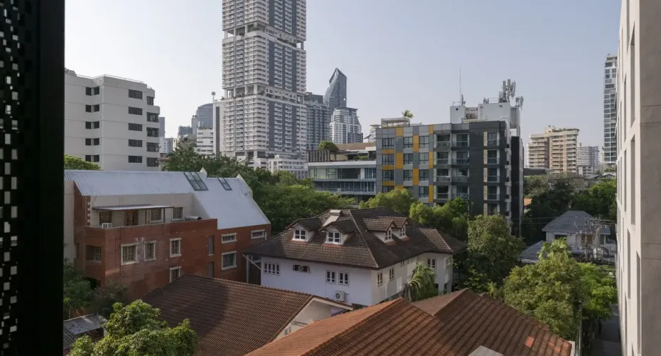 Condo en alquiler de 2 habitaciones en Khlong Toei, Bangkok