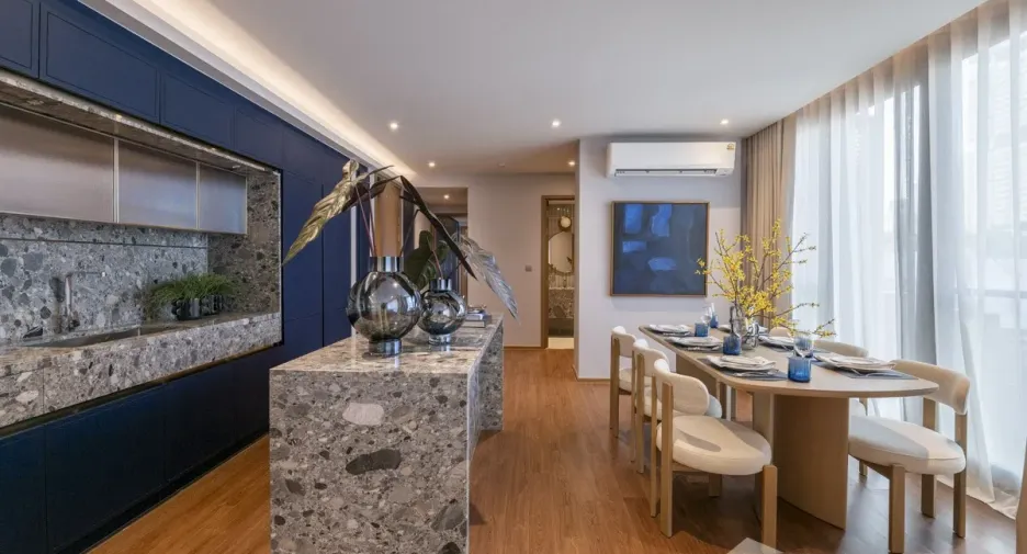 Condo en alquiler de 2 habitaciones en Khlong Toei, Bangkok