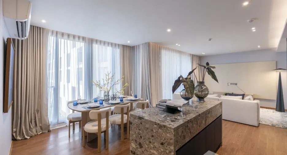 Condo en alquiler de 2 habitaciones en Khlong Toei, Bangkok