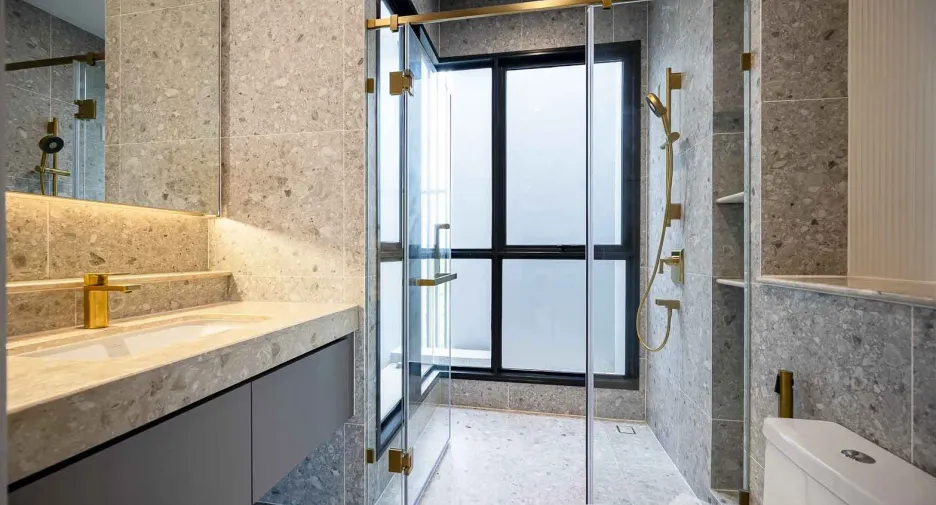 Casa en venta de 4 habitaciones en Bang Kapi, Bangkok