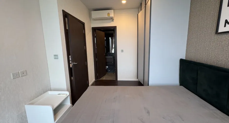 For rent 2 bedrooms condo in Bang Na, Bangkok