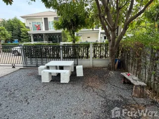 Casa en alquiler de 3 habitaciones en Khlong Luang, Pathum Thani