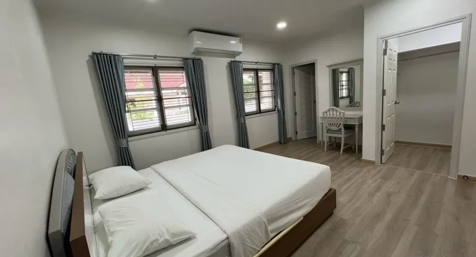 For rent 3 bedrooms house in Ban Chang, Rayong