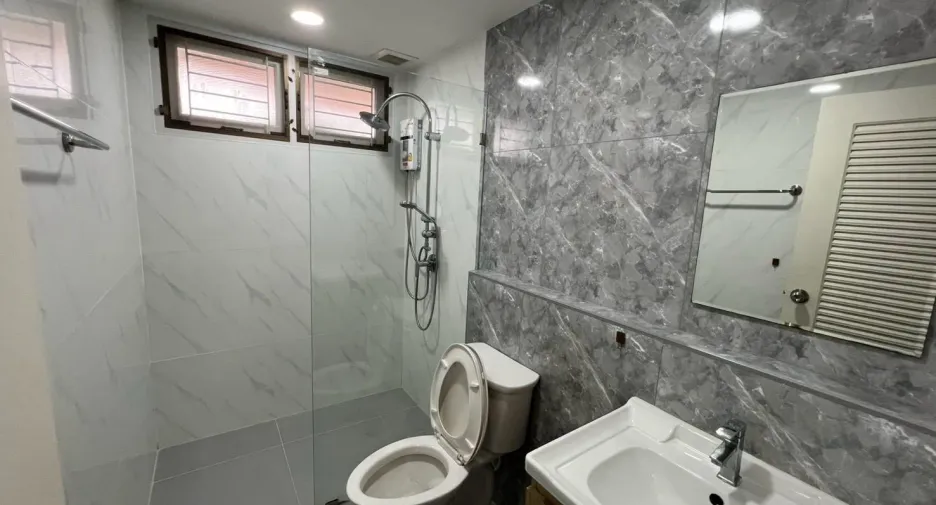 For rent 3 bedrooms house in Ban Chang, Rayong