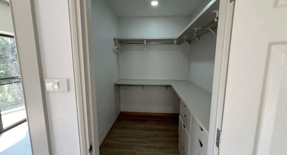 Condo en alquiler de 2 habitaciones en Ban Chang, Rayong