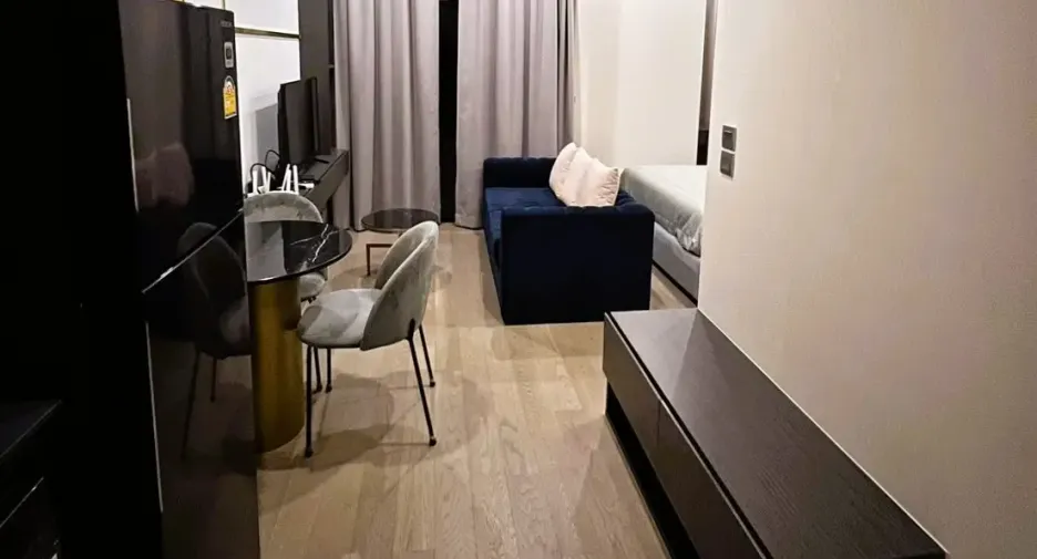 Condo en alquiler de 1 habitaciones en Khlong Toei, Bangkok