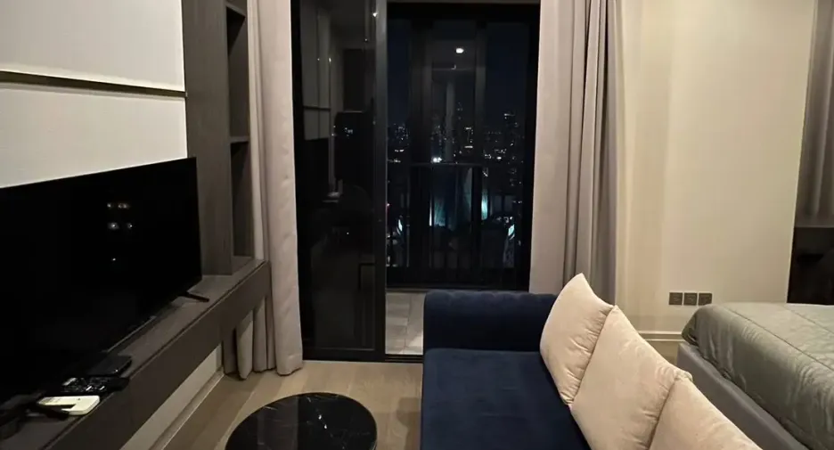 Condo en alquiler de 1 habitaciones en Khlong Toei, Bangkok