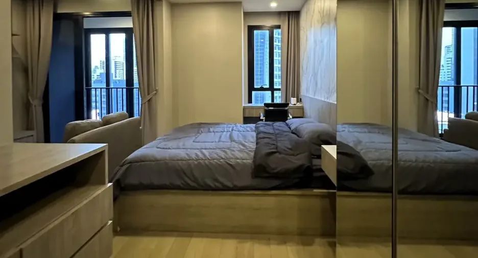 Condo en alquiler de 1 habitaciones en Khlong Toei, Bangkok
