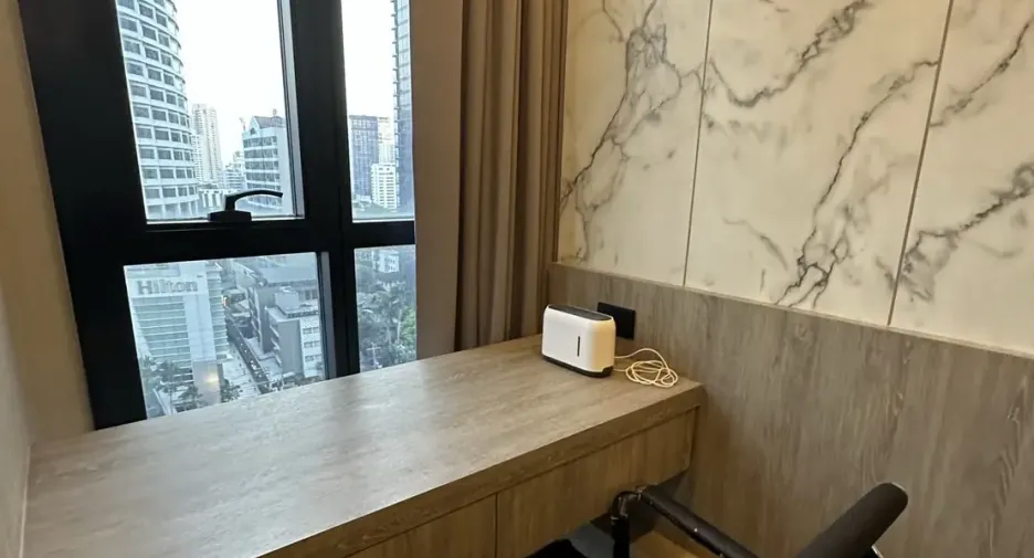 Condo en alquiler de 1 habitaciones en Khlong Toei, Bangkok