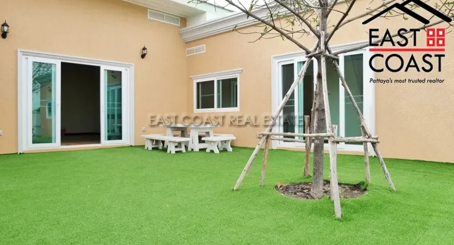 Casa en alquiler de 4 habitaciones en Bang Lamung, Chonburi