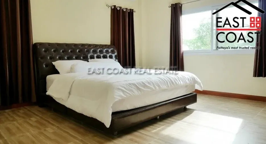 Casa en alquiler de 4 habitaciones en Bang Lamung, Chonburi