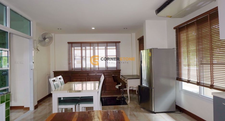 Casa en alquiler y en venta de 3 habitaciones en Bang Lamung, Chonburi
