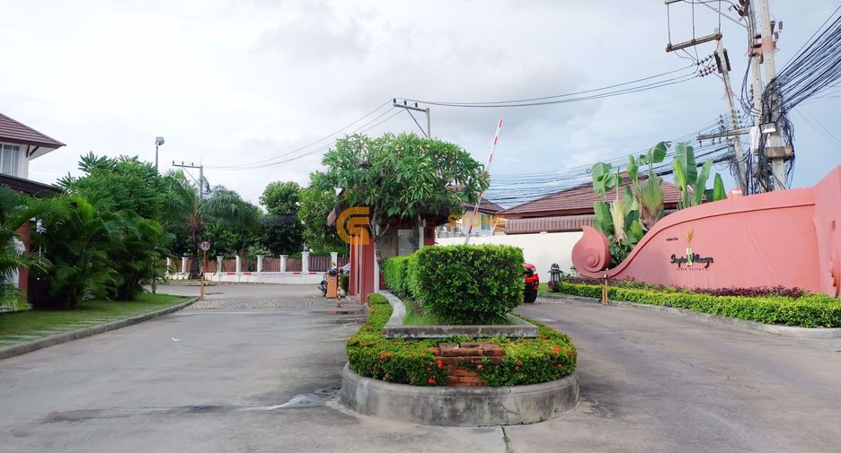 Casa en alquiler y en venta de 3 habitaciones en Bang Lamung, Chonburi
