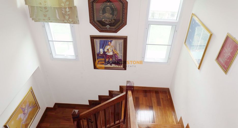Casa en alquiler y en venta de 3 habitaciones en Bang Lamung, Chonburi