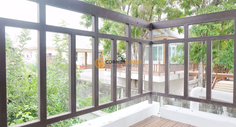 Casa en alquiler y en venta de 3 habitaciones en Bang Lamung, Chonburi