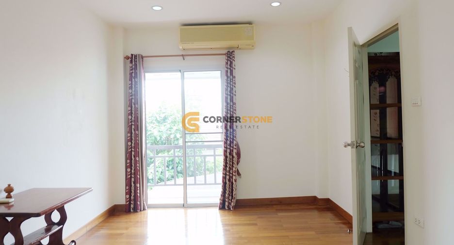 Casa en alquiler y en venta de 3 habitaciones en Bang Lamung, Chonburi