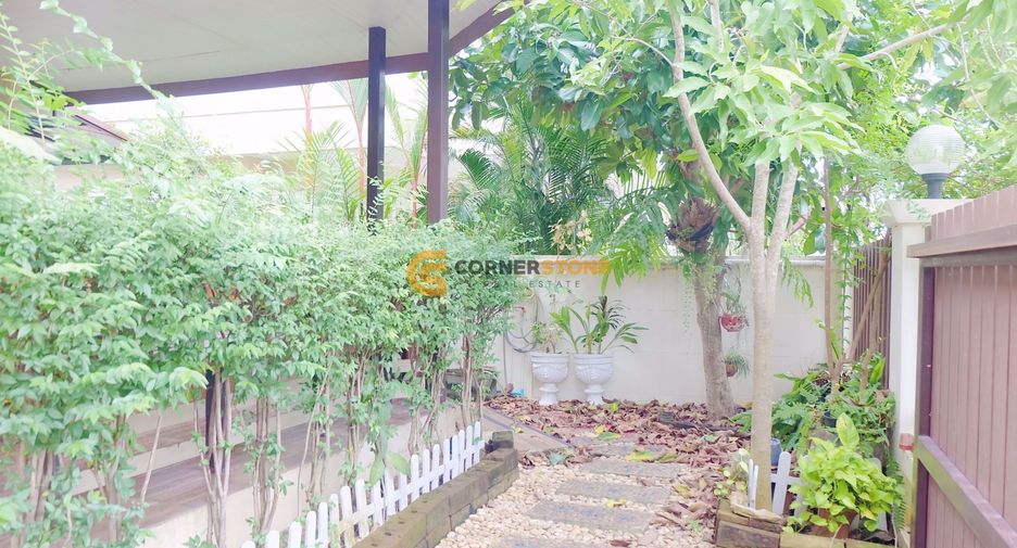 Casa en alquiler y en venta de 3 habitaciones en Bang Lamung, Chonburi
