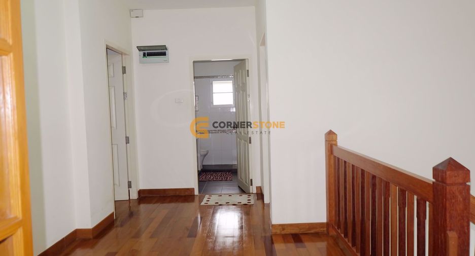 Casa en alquiler y en venta de 3 habitaciones en Bang Lamung, Chonburi