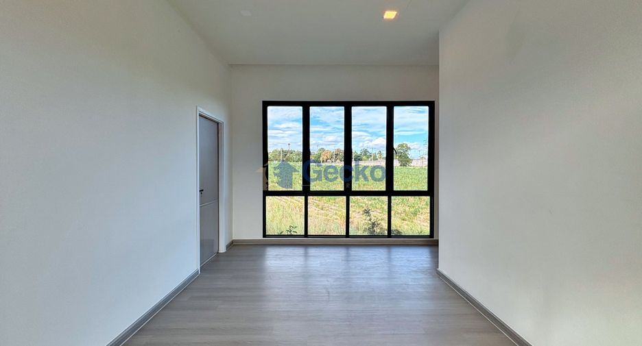 For sale 4 ベッドルーム house in Bang Lamung, Chonburi