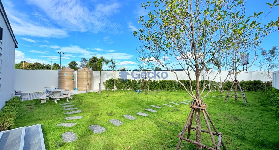For sale 4 ベッドルーム house in Bang Lamung, Chonburi