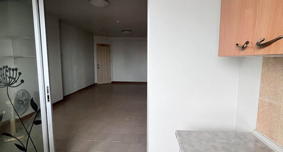 Condo en venta de 2 habitaciones en Bang Phlat, Bangkok