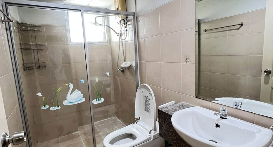 Condo en venta de 2 habitaciones en Bang Phlat, Bangkok