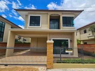 Casa en alquiler de 4 habitaciones en Mae Rim, Chiang Mai