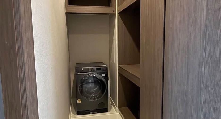 Аренда 2 спальни кондо в Кхлонг Тоеи, Бангкок